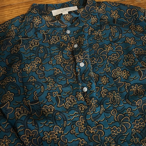 LOFT Sheer Blouse S - Picture 3 of 4